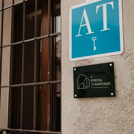 Portal De Santiago Apartment *