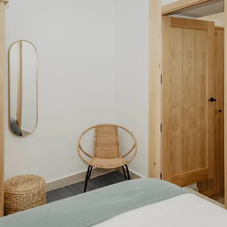 Portal De Santiago Appartement Caces