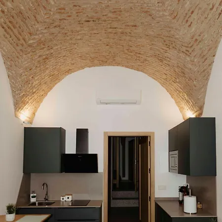 Portal De Santiago Caces