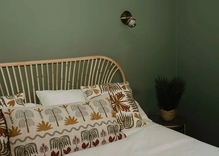 Portal De Santiago Appartement Caces