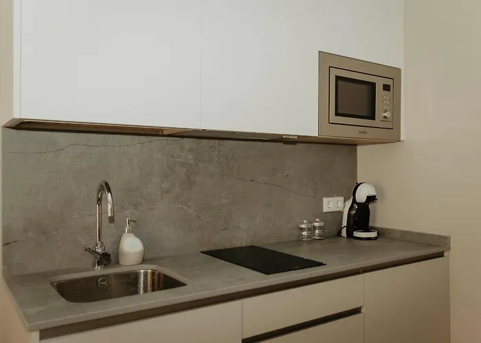 Portal De Santiago Caces