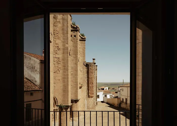 Portal De Santiago * Caces